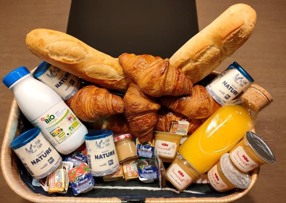 Gîte La bulle de Léna avec petit-déjeuner Flavigny Exterior foto